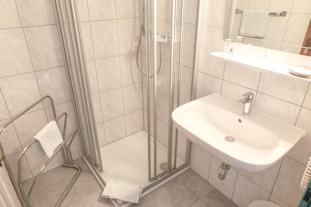 Gasthof Pension Pichlernwirt Himmelberg Bagian luar foto